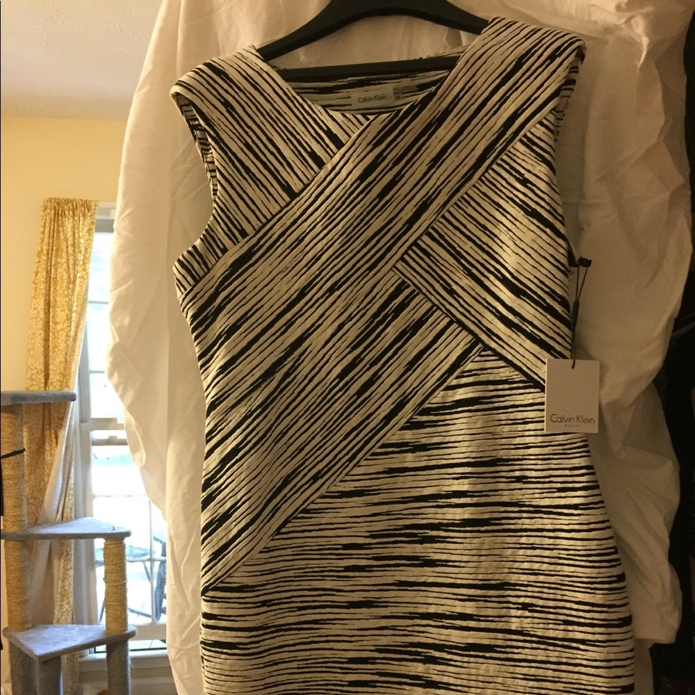 Sleeveless dress